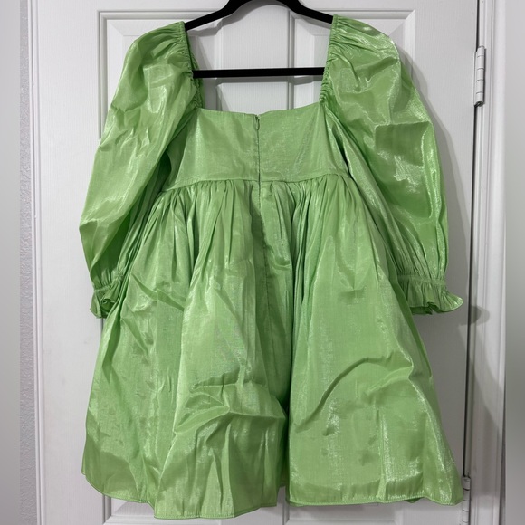 NWOT SELKIE The Puff Sleeve Dress in Avocado Green - Picture 4 of 7